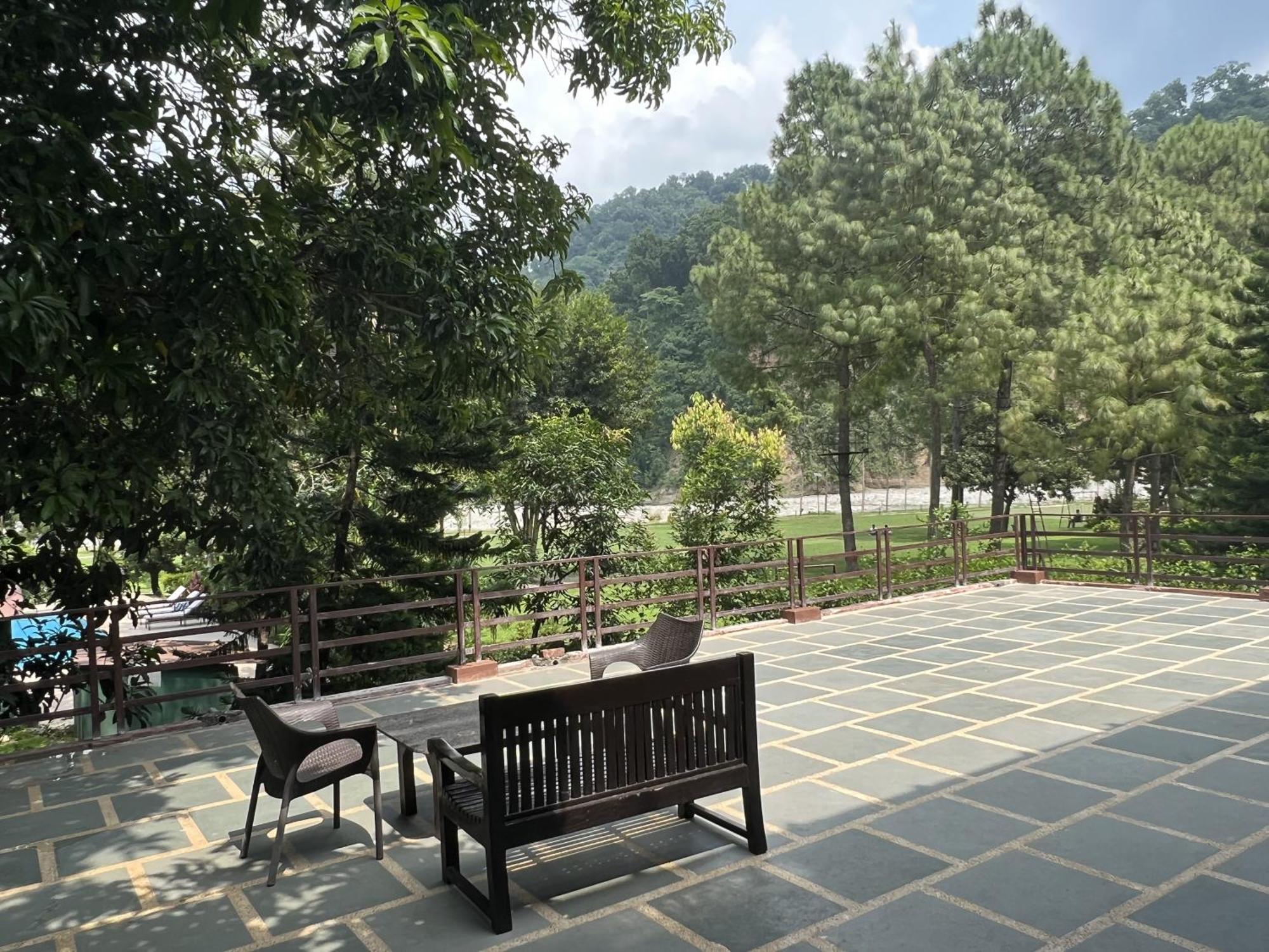 Riverside By Aahma Garjia Exterior foto